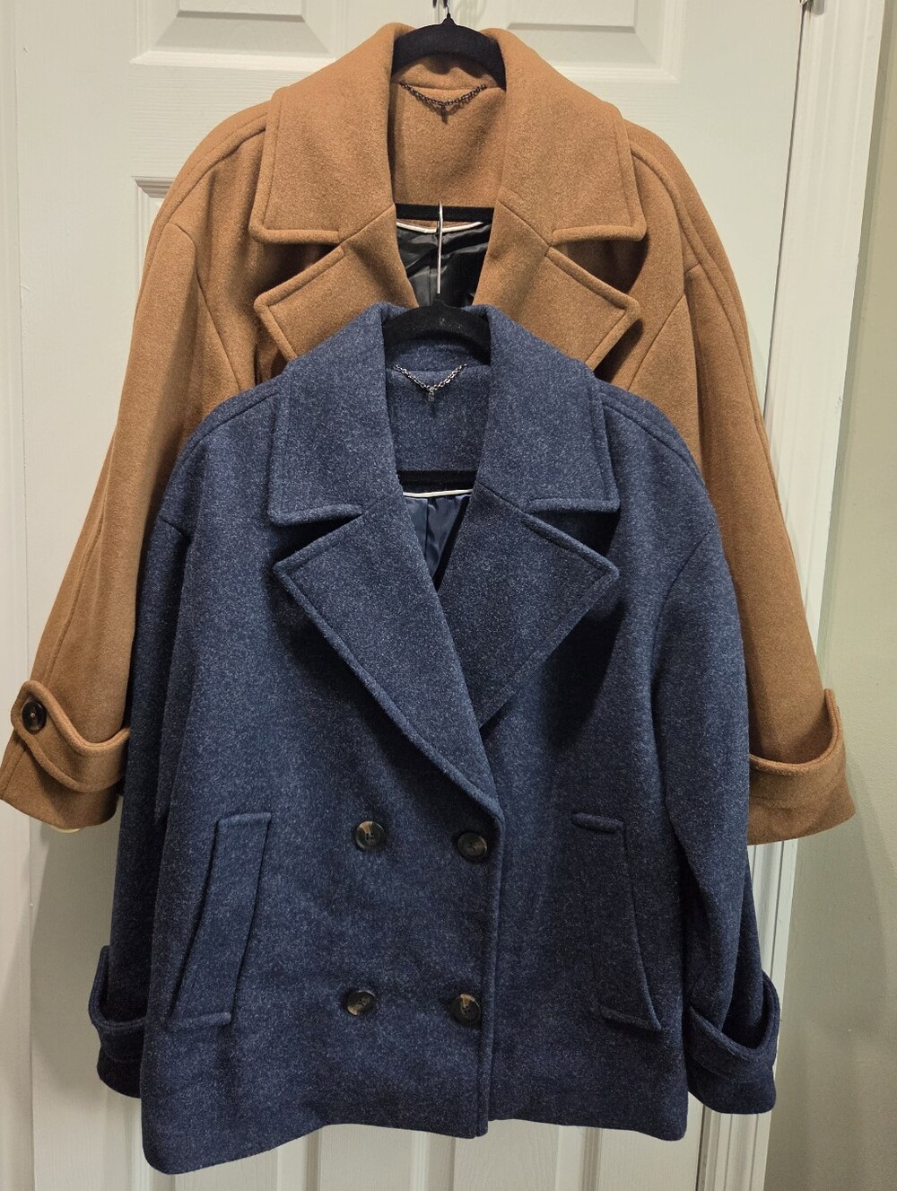 BCBG MaxAzria Peacoat Blazer Jackets - Soft Warm Polished Looking Coats - Size L